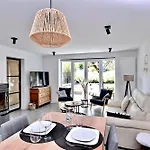 Chez Laure - 4 Personnes, Pres De *