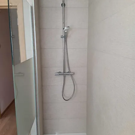 Chez Laure - 4 Personnes, Pres De *