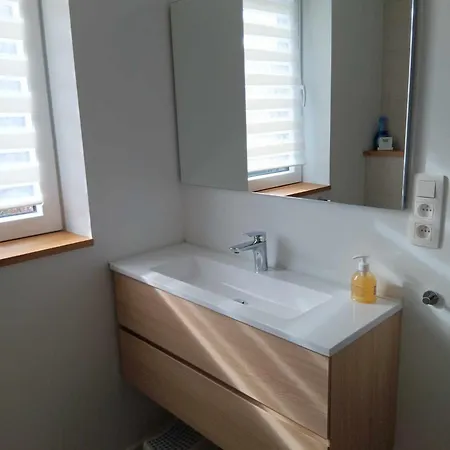 Chez Laure - 4 Personnes, Pres De دربي